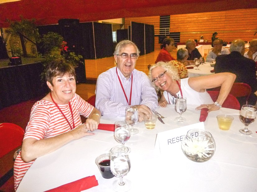 22.3.085 dinner-rick-P1000854.jpg