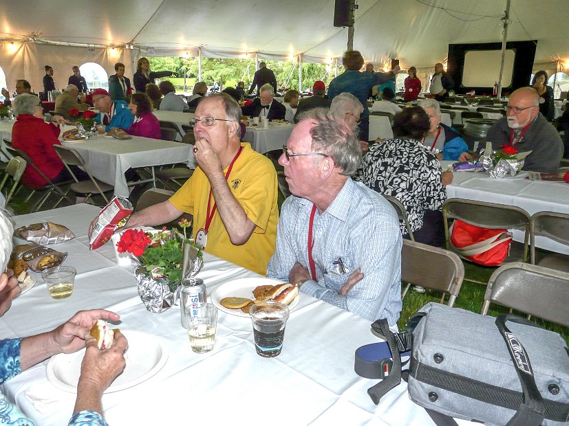 13.2.03 Dinner-Rick-P1030200.jpg