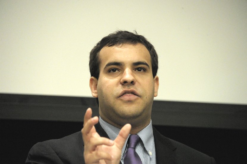 17.1.13 Debate-Bob-_C648862.jpg